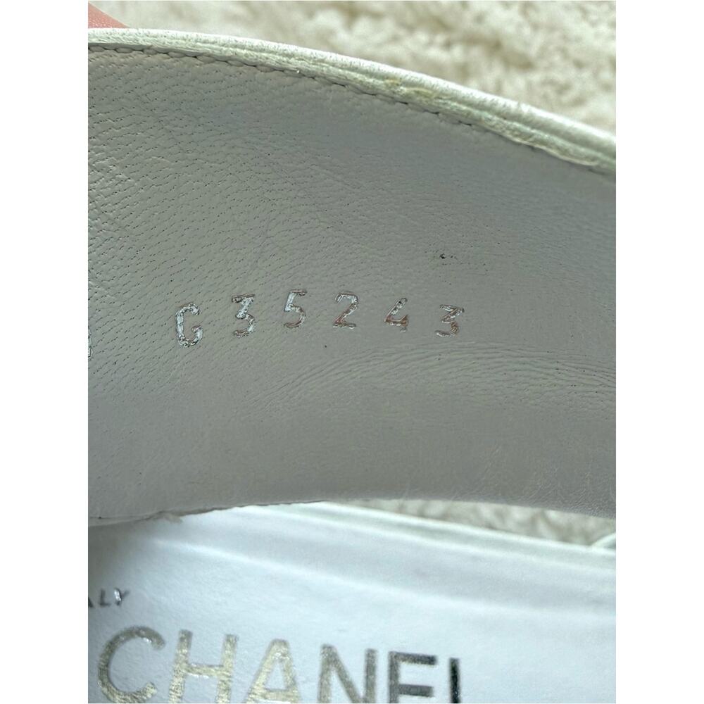 CHANEL white shoes with velvet black bow size 39 EU or 9 US Authentic - Picture 8 of 13
